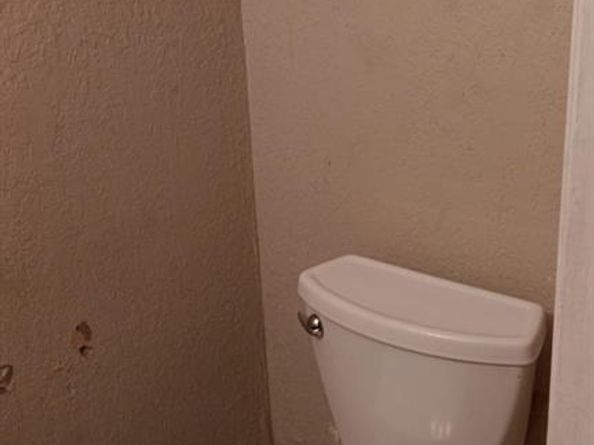 3240  Lombardy Lane  102, Dallas Texas 75220