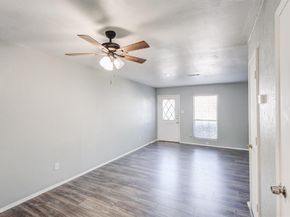 613  Carriagehouse Lane  5, Garland Texas 75040