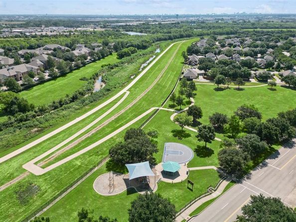 700  Canyon Side Way , Irving Texas 75063