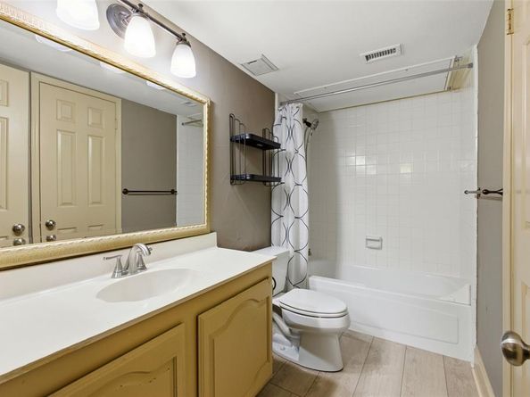 700  Canyon Side Way , Irving Texas 75063