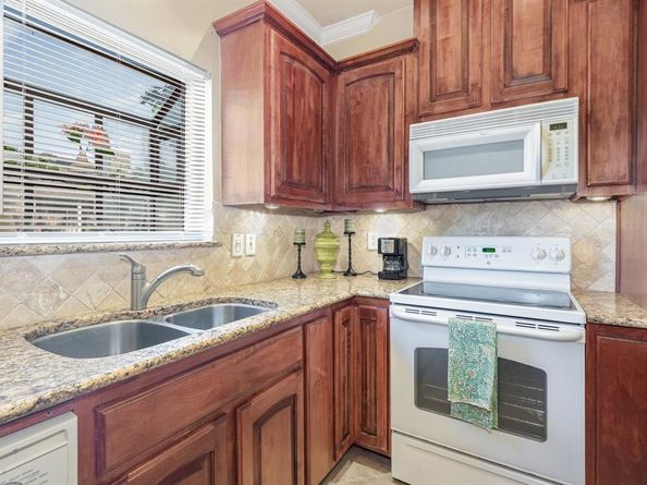 5859  Frankford Road  802, Dallas Texas 75252