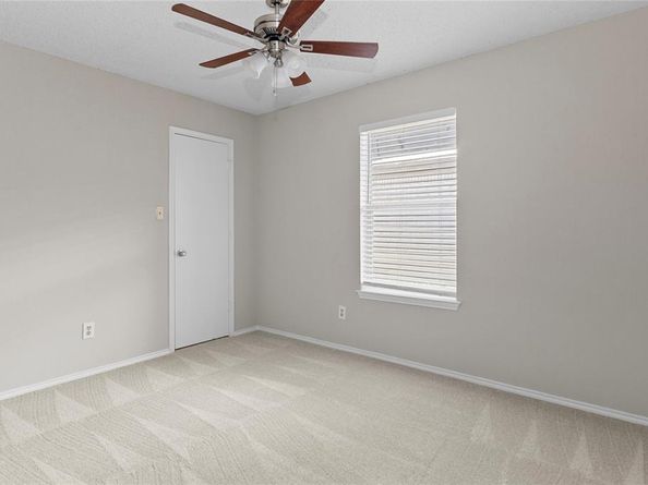 1122  Glen Creek Drive , Mansfield Texas 76063