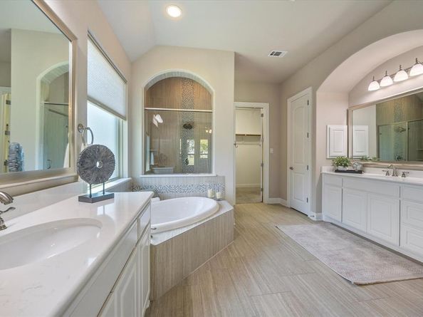 828  Faith Trail , Heath Texas 75032