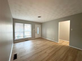 1026  Geronimo Arrow  , Carrollton Texas 75006