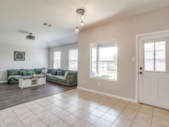 700  Rutherford Drive , Crowley Texas 76036