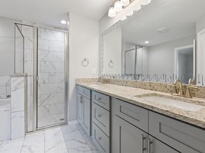 5520  Curzon Avenue , Fort Worth Texas 76107
