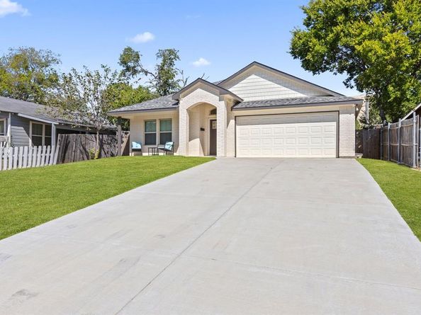 5520  Curzon Avenue , Fort Worth Texas 76107