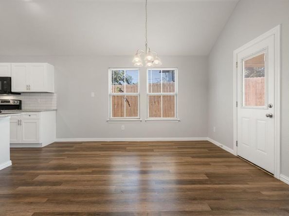 5520  Curzon Avenue , Fort Worth Texas 76107