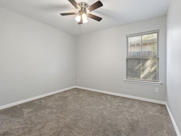 5520  Curzon Avenue , Fort Worth Texas 76107