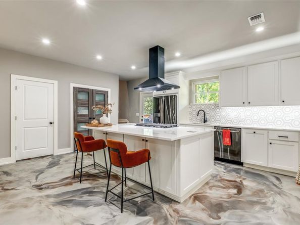 8618  San Leandro Drive , Dallas Texas 75218