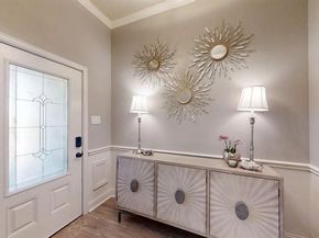 1902  LeaCrest Drive , Dallas Texas 75216
