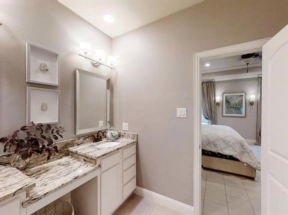 1902  LeaCrest Drive , Dallas Texas 75216