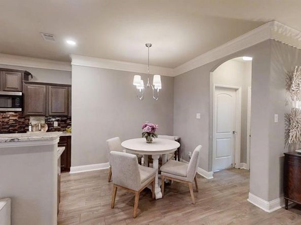 1902  LeaCrest Drive , Dallas Texas 75216