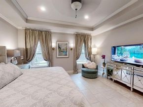1902  LeaCrest Drive , Dallas Texas 75216