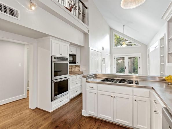 5830  Morningside Avenue , Dallas Texas 75206