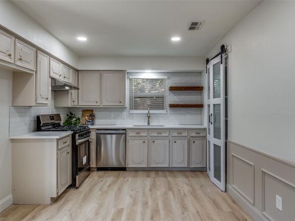 11344  Quail Run Street , Dallas Texas 75238
