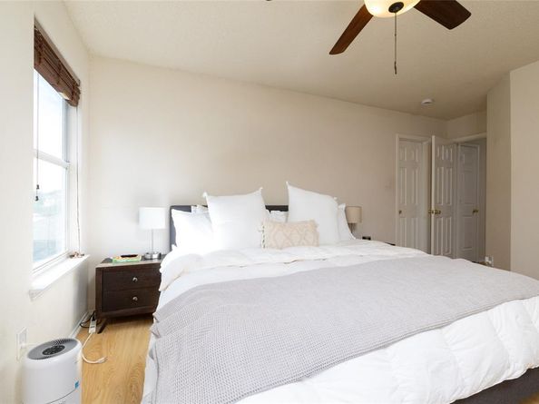 2440  Tan Oak Drive , Dallas Texas 75212