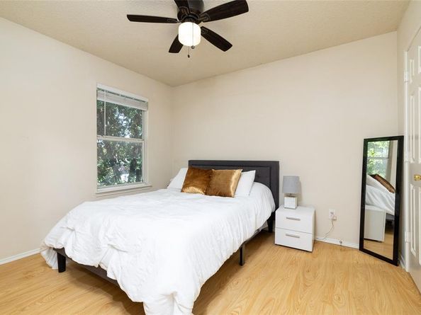 2440  Tan Oak Drive , Dallas Texas 75212