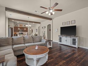 574  Balboa Trail , Azle Texas 76020