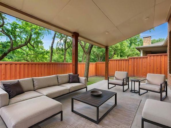 10910  Nevis Lane , Dallas Texas 75218