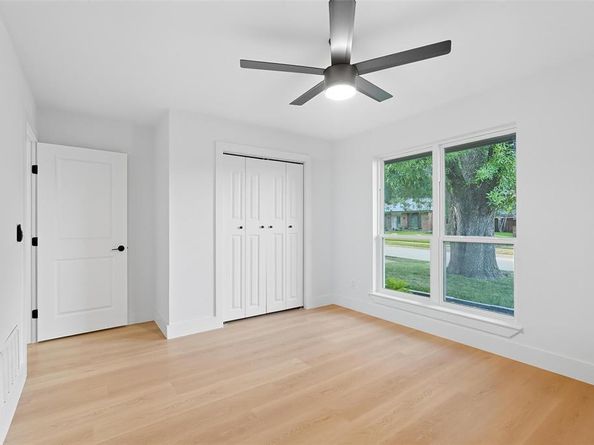 2368  Claridge Circle , Plano Texas 75075