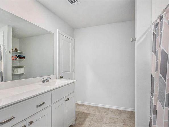 2920  Manu Street , Fort Worth Texas 76123