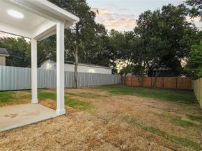 1410  Adelaide Drive , Dallas Texas 75216