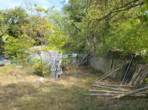 3637  Saint Louis Avenue , Fort Worth Texas 76110