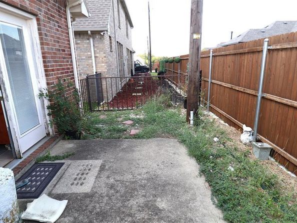 1822  Masters Drive , DeSoto Texas 75115