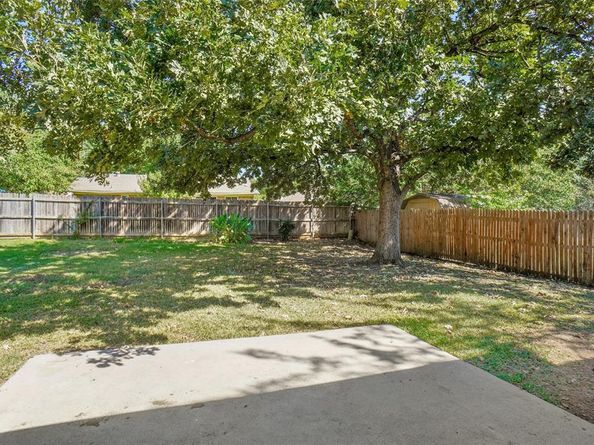 6517  Ridglea Drive , Watauga Texas 76148