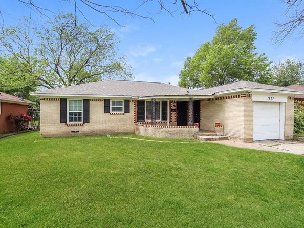 1823  Houghton Road , Dallas Texas 75217