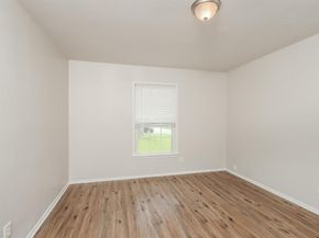 1823  Houghton Road , Dallas Texas 75217