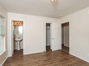 1823  Houghton Road , Dallas Texas 75217
