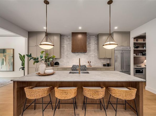 8815  San Leandro Drive , Dallas Texas 75218