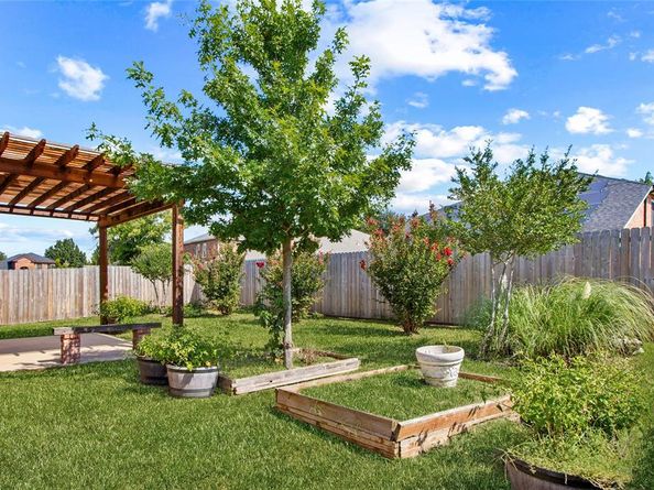 10706  Augusta Lane , Rowlett Texas 75089