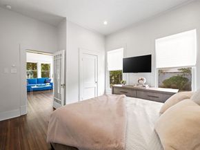 732  Haines Avenue , Dallas Texas 75208