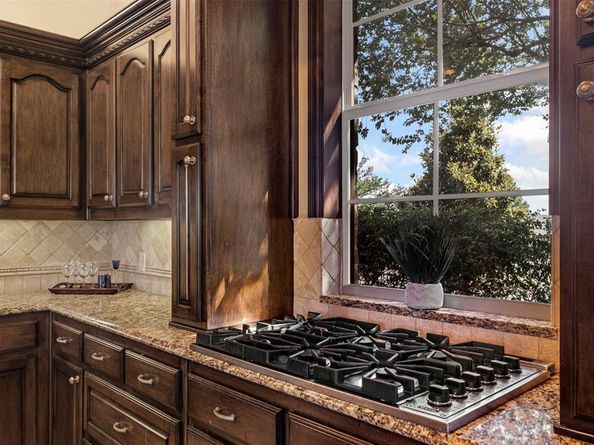 801  White Buffalo Lane , Heath Texas 75032