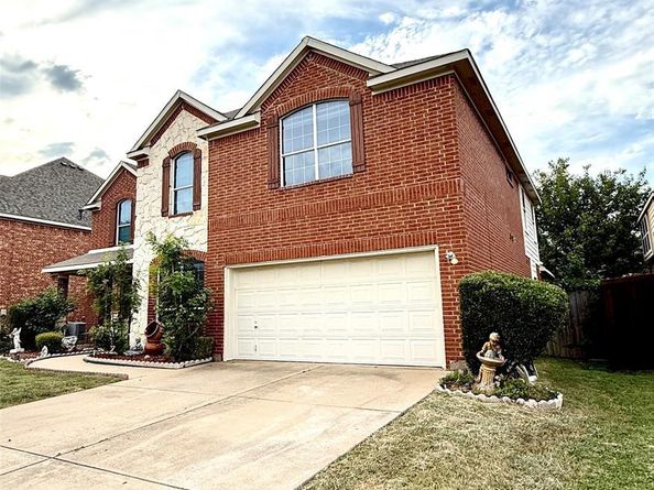 2228  Sparrow Hawk Court , Grand Prairie Texas 75052