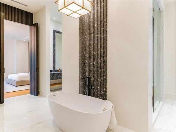 1  Dorset Place , Dallas Texas 75229