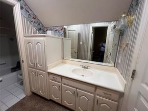 341  Rolling Oaks Ridge , Cedar Hill Texas 75104