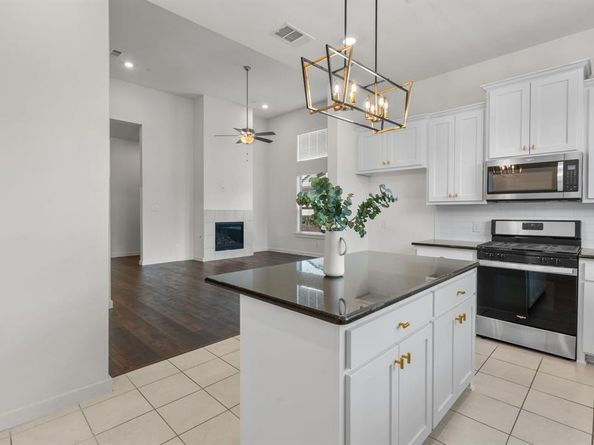 1625  Dewberry Lane , Garland Texas 75042