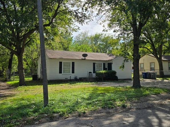 530  Elston Drive , Dallas Texas 75232