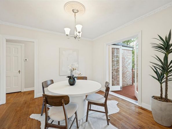 7011  Hammond Avenue , Dallas Texas 75223