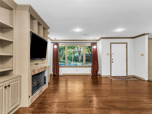 924  Sylvania Drive , Dallas Texas 75218