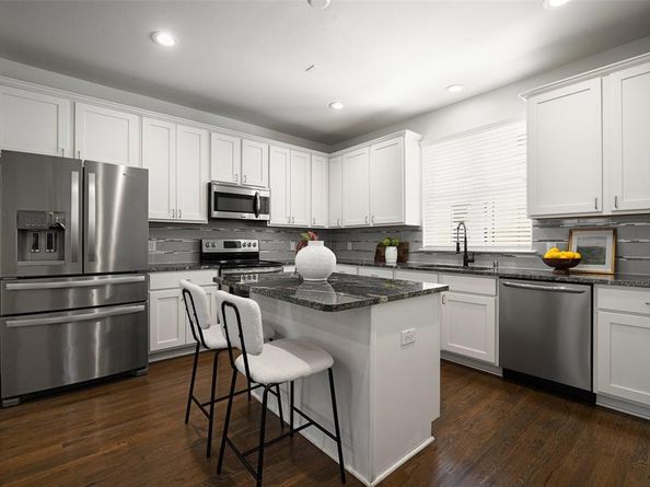 1320  Palm Springs Lane , Dallas Texas 75204