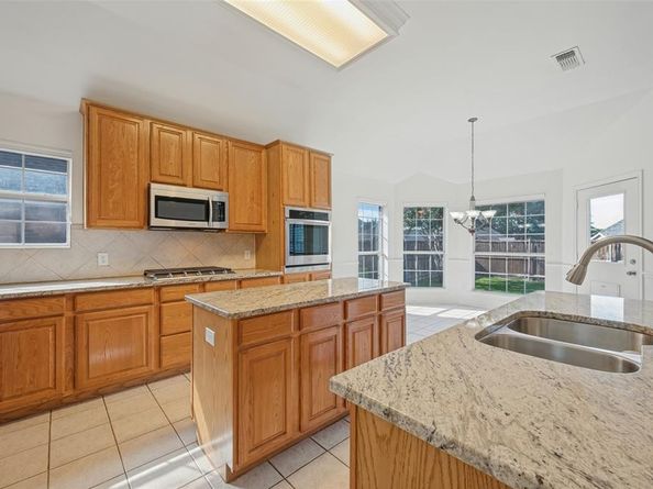 8804  Aviary Drive , McKinney Texas 75072