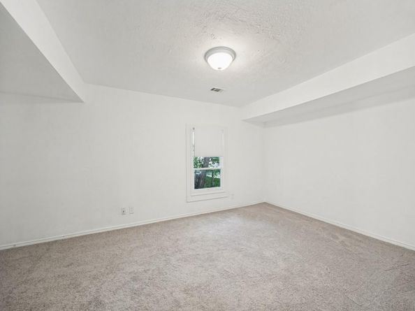 140  Edgefield Drive , Garland Texas 75040