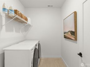 16015 SE 31st Lane, Bellevue WA 98008
