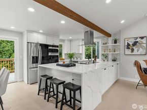 7407 25th Avenue NE, Seattle WA 98115
