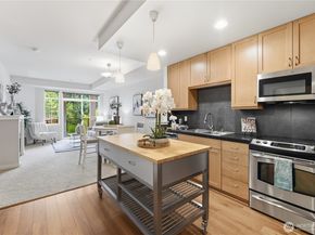 16141 Cleveland Street 317, Redmond WA 98052